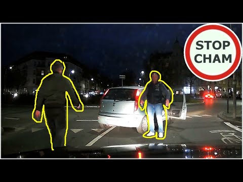 Kiedy zapomnisz, że telewizory wsadziłeś do bagażnika, ale dalej jesteś mocno napięty