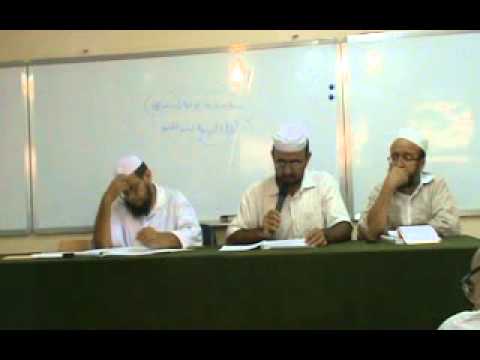 تقديم جلسة مناقشة بحث تخرج الطالب بوكرموش محمد/إبراهيم