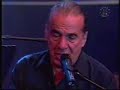 Oscar Chavez canta cancion antipanista