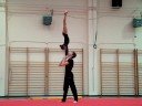 Valen y Gonza Ejecicio de equilibrio Valen y Gonza Ejecicio de equilibrio
