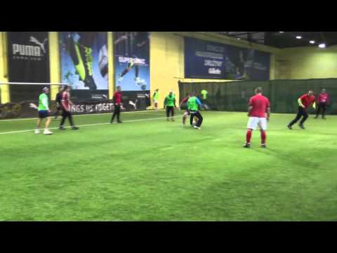 Halowa Liga Bemowska, II liga, 7. kolejka: Amigos – Pędzące Kurczaki