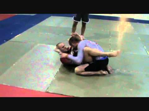 Kev Derrington vs Kris Barras