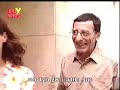 mia llora y manu la ayuda con feli