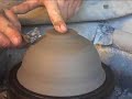 SIMON LEACH - turning a narrow footed bowl SIMON LEACH - turning a narrow footed bowl