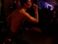Vid�o (Live at the Academy in 2003 - 2:31 min) de Under Pressure