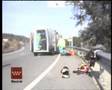 Protesta contra los guardarrailes en la sexta
