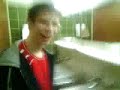 Arnold betrunken (nach speiben)