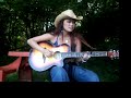 Jacqueline sings!