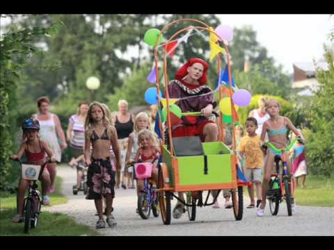 video Luister hier het kidsclub lied: Jabbe dabbe Doe!
