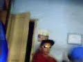 briga pra ver qem joga play 2 primeiro....lele e leozinho