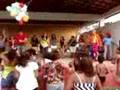 era um homenzinho torto