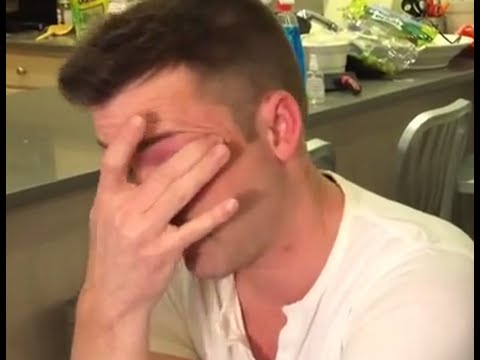 finally - Listen to the whole poddcast: http://feastoffun.com/?p=45574 Cooking with Drag Queens: https://www.kickstarter.com/projects/feastoffun/cooking-with-drag-queens Is this thing on? (Thanks Madison...