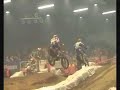 Amazing 2 stroke supercross battle.