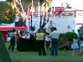 Mercado Medieval en Jérez:En una alfombra voladorada sacada de los cuentos de la mil y una noches, Alí se desplaza volando mágicamente,cuenta la historia que Hace muchos años, en un país del lejano Oriente reinaba un Califa que tenía una hija muy bella. El Califa murió envenenado por su Visir, un hombre muy malvado. De esta manera, el Visir se hizo con el poder de la ciudad de Bagdad y de todo el país. Con los años se hizo enormemente rico y tenía a todo el mundo atemorizado. Pero el Visir no era feliz, porque no conseguía el amor de la Princesa. La Princesa estaba prisionera en el Palacio para que nadie pudiera hablar con ella. Desesperado, el Visir preguntó a su Adivino qué podía hacer para enamorar a la Princesa. El Adivino le explica que para enamorar a la Princesa deberá ir a buscar 