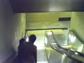 tube 2006.11.17 003 - 滅茶苦茶深い都営大江戸線六本木駅を地下の改札後から新宿方面のホームまで撮りました、大門・両国方面はさらにこの下とか...