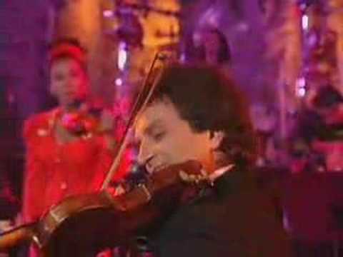 Tocando el Violín como Dios Manda - ¡Increíble!