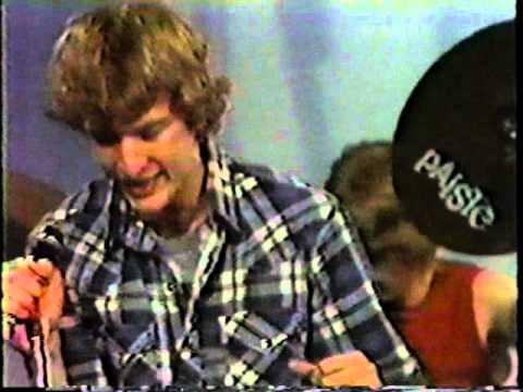 Live Music Show - Die Kreuzen on cable access (1983)