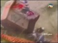 Camioneta arrolla a un policía