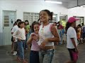 apresenta��o de um trabalho social, localizado no bairro de itaquera, zona leste de s�o paulo, que fornece atendimento social e educativo para crian�as da regi�o.