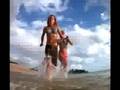 SURF GIRLS EN COSMOPOLITAN TV