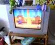 Axel viendo los Backyardigans-