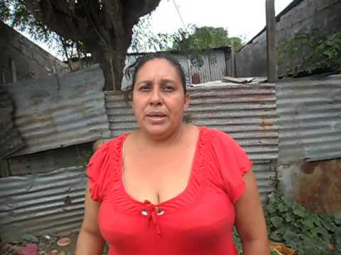 kivavid2 - http://www.kiva.org - Kiva lets you make a loan to a specific low-income entrepreneur -- empowering them to lift themselves out of poverty.