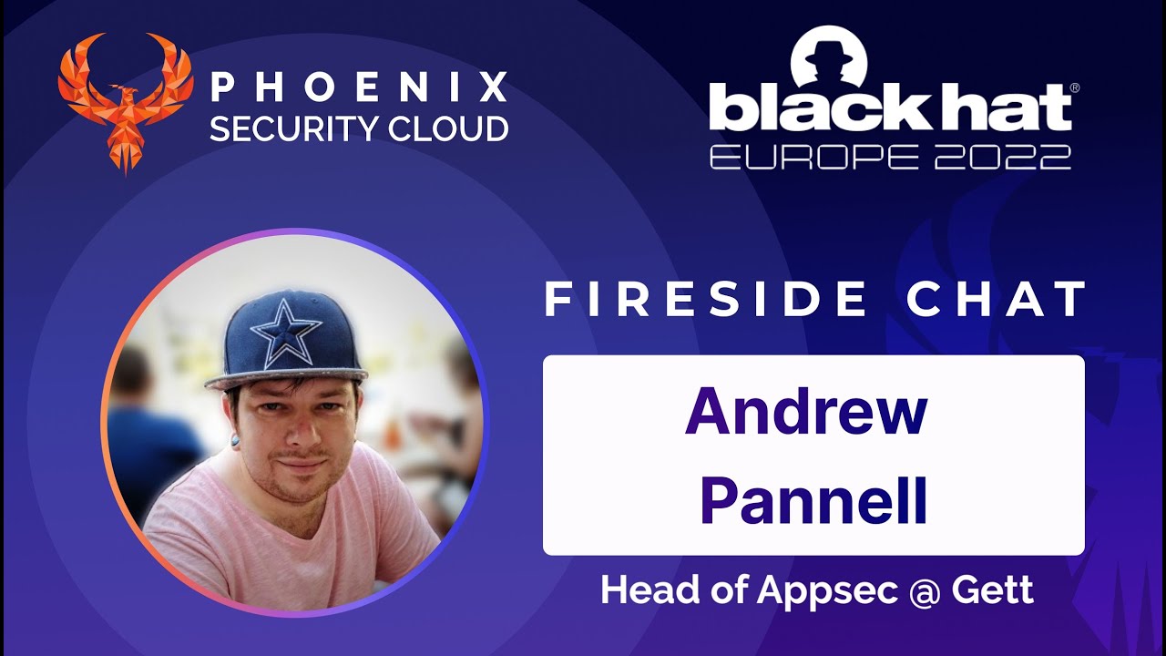 Phoenix Security Cloud chats at the booth with Andrew Panell global appsec lead at Gett