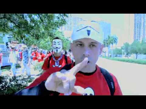 Steve Grant - Music video/documentary in the streets of Miami Florida for the March Against Monsanto Saturday May 25th 2013 www.realstevegrant.com LYRICS: Another drone sp...