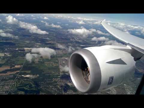 Lot - Jestem Użytkowników 3F w klasie biznes na Dreamliner. I startu w Warszawie do Toronto. Ten film wideo został biorąc 15 sierpnia 2013. To jest wielki i kochać...