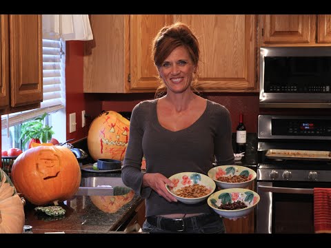 how to harvest seeds from a pumpkin