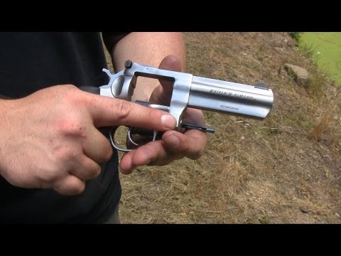 ruger - We stack this highly sought after piece against another quality revolver in the S&W 686P Don't forget to like and share for more procurement update videos li...