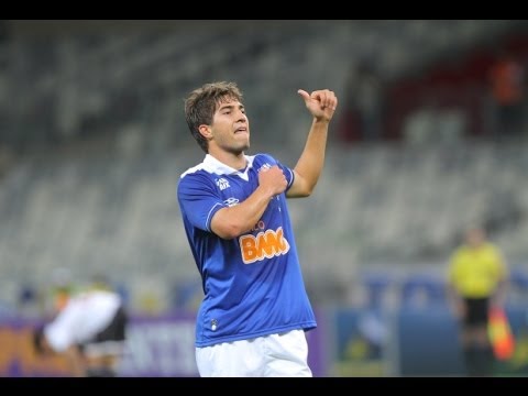 El Real Madrid quiere al brasileño Lucas Silva, según prensa