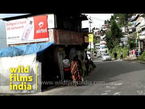 how to reach darjeeling from kolkata by train