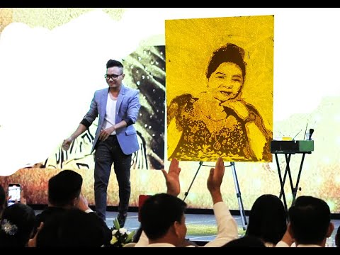 Vẽ tranh trình diễn vinh danh khách hàng - kịch tí Vẽ tranh trình diễn vinh danh khách hàng - kịch tí