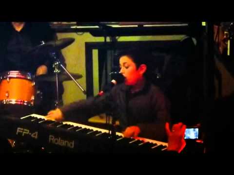 Phatter - Le Maya 30 décembre 2012 Extrait du concert avec Rocking Malek & The Los Wagos https://www.facebook.com/RaffiTheBluesKidOfficiel.