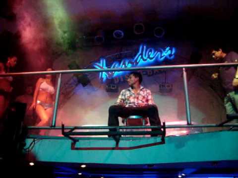 show de politos mojados y un estriper de yapa en el xanders - centella-MGP.wmv