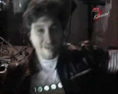 QUEEN - THE SHOW MUST GO ON