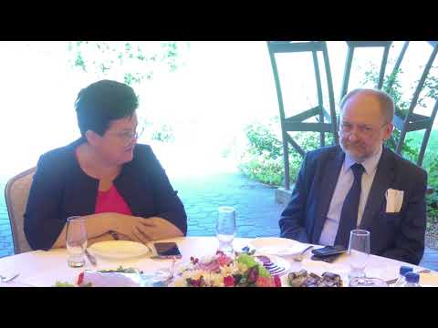 Просмотр видео