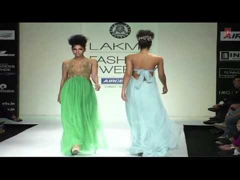 bollywood fashion shows - Khushali Kumar's Reve label started in 2005 has dressed several Bollywood beauties. For Lakmé Fashion Week Summer/Resort 2012 Khushali's fairy tale collectio...