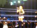 Lilian Garcia entonando el himno nacional peruano [WWE Smackdown en Lima - Perú]