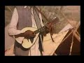 zihaal-e-miskin mukon ba-ranjish, bahaal-e-hijra bechara dil
