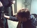 Tjille Skyder Sig I Hovedet Med En Splatter