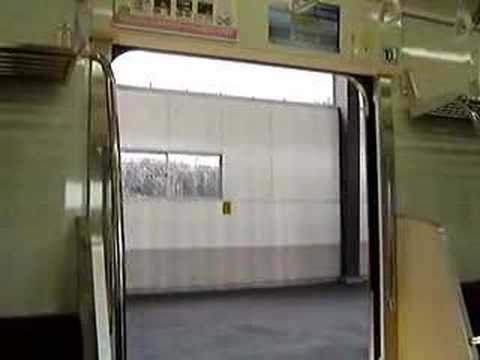 Keio Line 9736F doors open/close