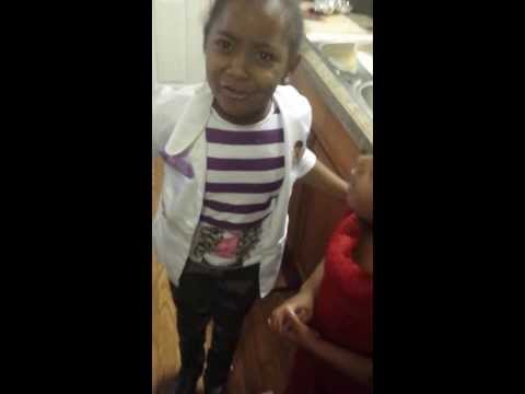 uncle messing up jingle bells with nieces