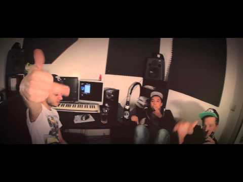 Porni - Facebook: http://www.facebook.com/pornimusik Kamera & Schnitt: http://www.facebook.com/dyuzy.