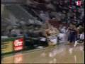 Josh Smith scrapes the ceiling!