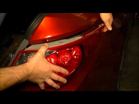 Hyundai Sonata 2011 Rear Tail Light Assembly Removal and Install