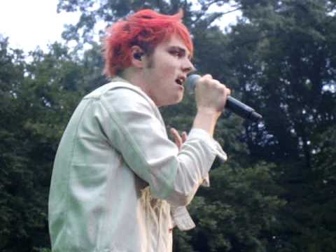 My Chemical Romance - The Only Hope For Me Is You (live at Coke Sound Up in Stuttgart, Germany)
