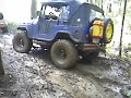 jeep da milleniun subindo barranco