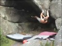Fontainebleau bouldering - Grain de Sable (7a) Fontainebleau bouldering - Grain de Sable (7a)